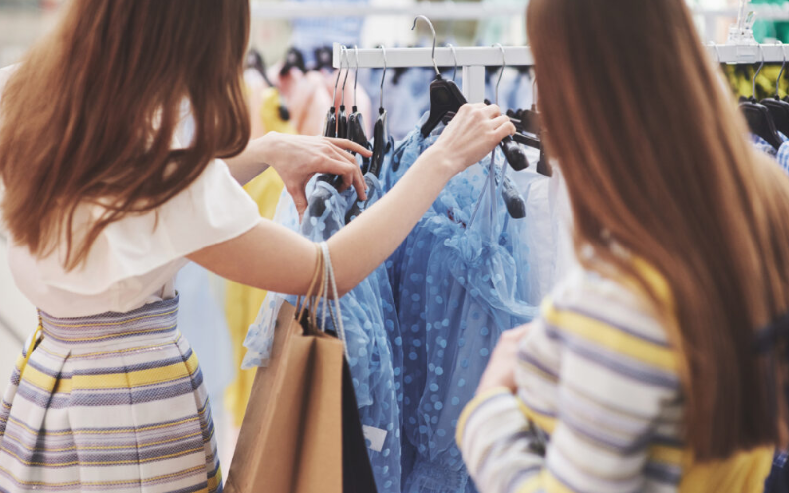 Read more about the article Discover the Various Lengths of Dresses: From Short to Extended